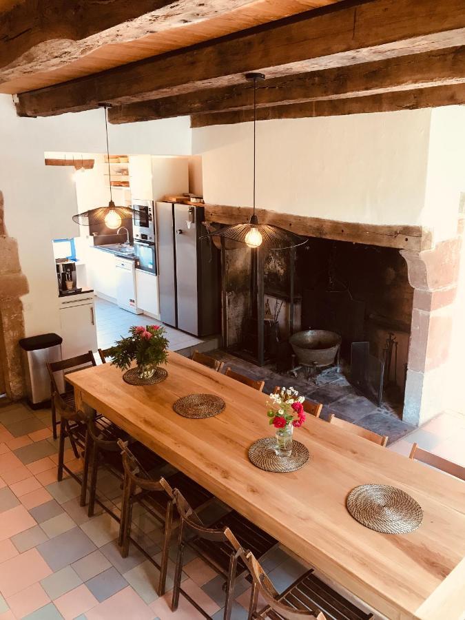 Maison De Famille Et D'Ami-E-S Valady Eksteriør bilde