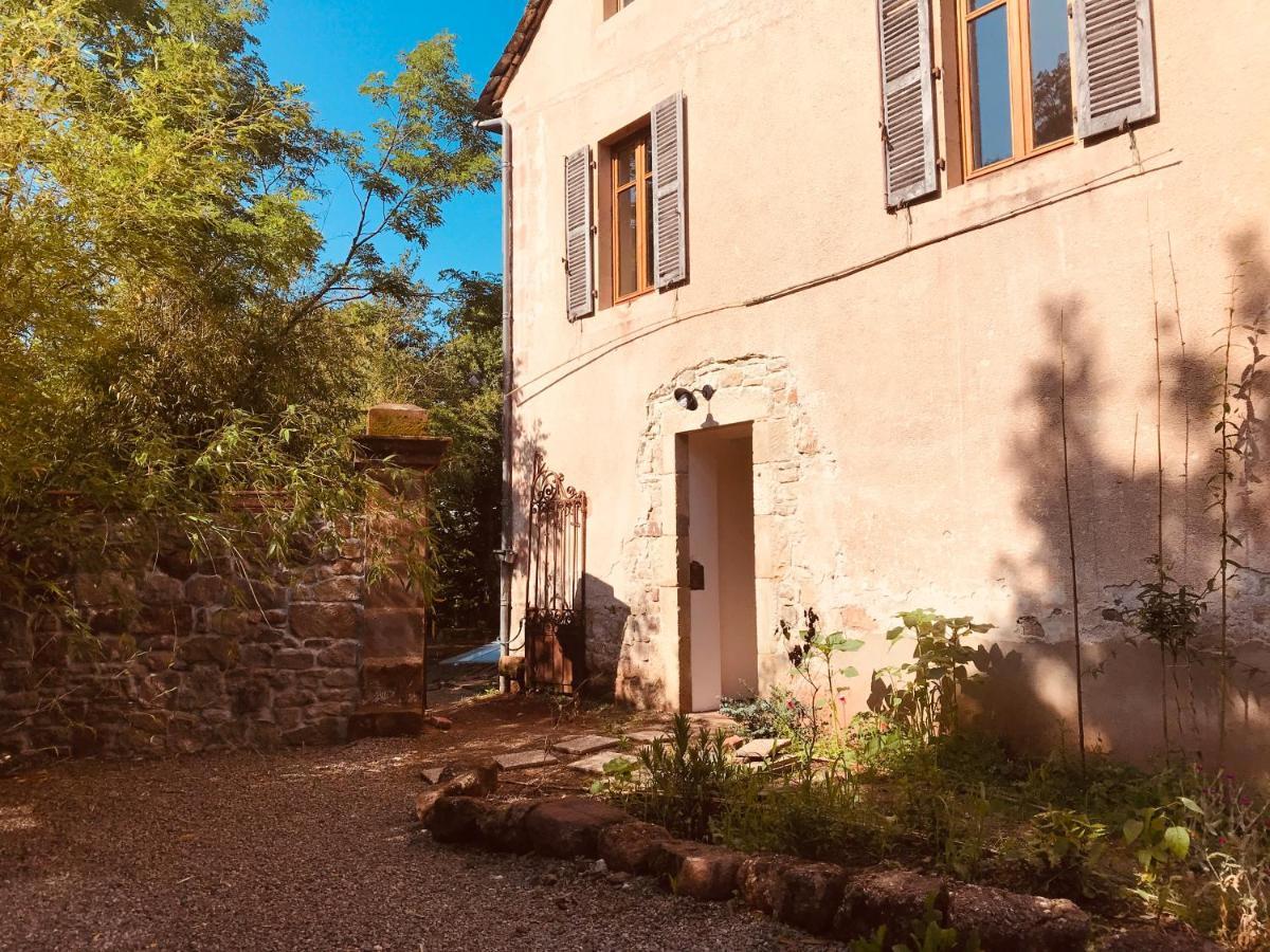 Maison De Famille Et D'Ami-E-S Valady Eksteriør bilde