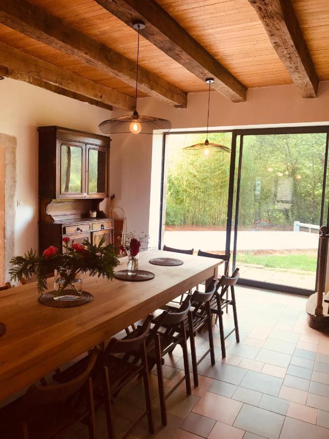 Maison De Famille Et D'Ami-E-S Valady Eksteriør bilde